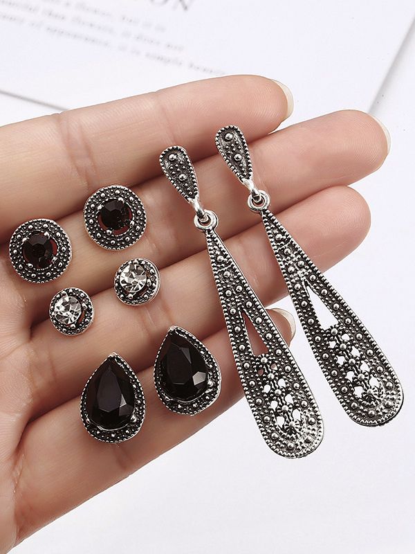 Delightful Dark Set of 4 Stud Earrings