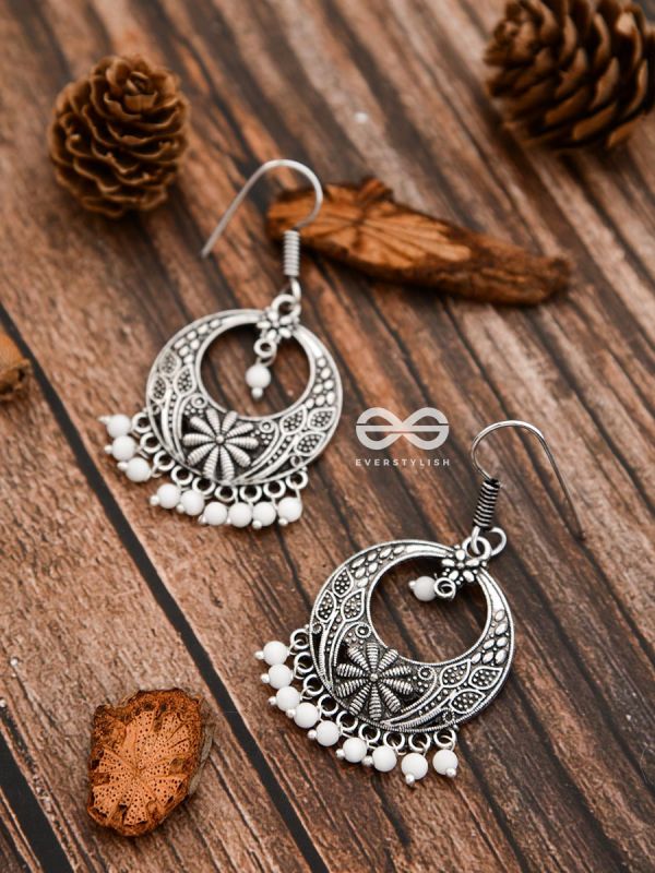 The White Elegance Traditional Motif Earrings