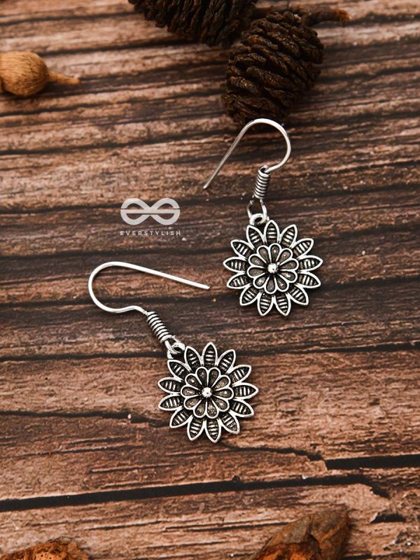 The Cute Little Floral Hooks - Tiny Trinket Earrings