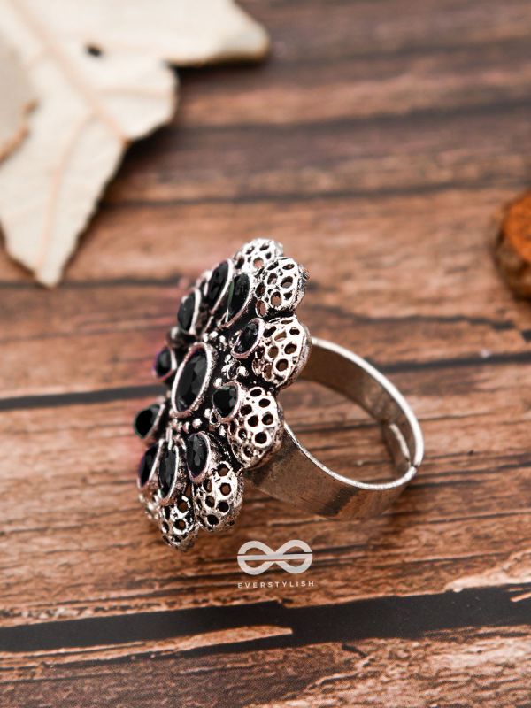 The Scarlett Ring (Adjustable) - Onyx Black - The Embellished Oxidised Collection