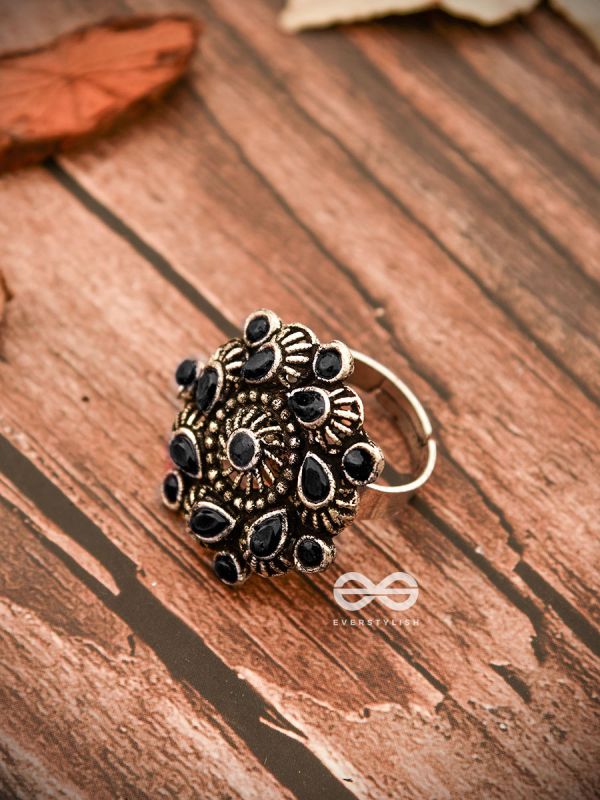 The Charlize Ring (Adjustable) - Onyx Black - The Embellished Oxidised Collection