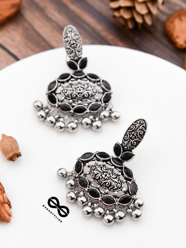 The Intricate Artistry (Onyx Black) - The Embellished Oxidised Collection