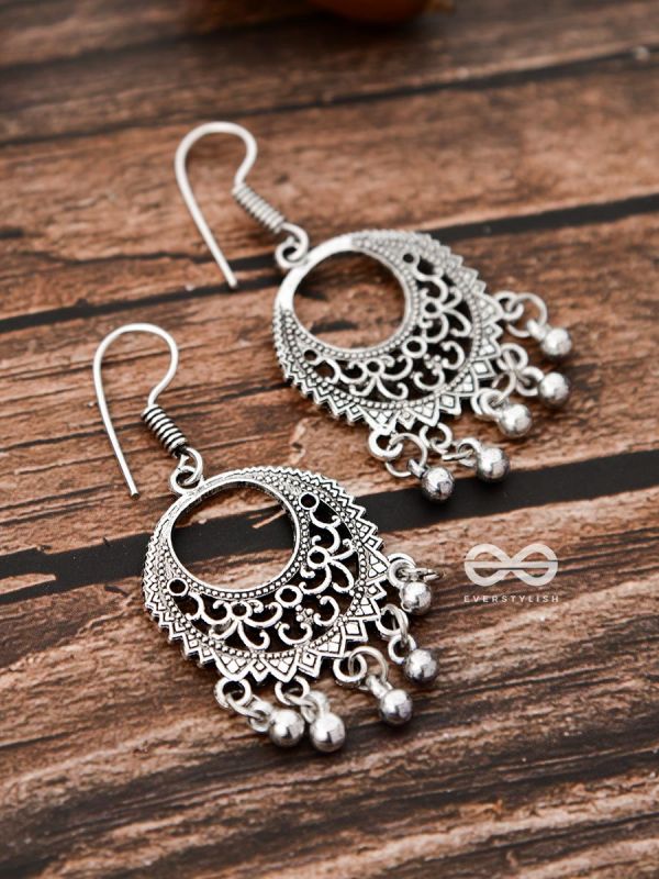 The Oxidised Dangler Collection - The Pointed Curves