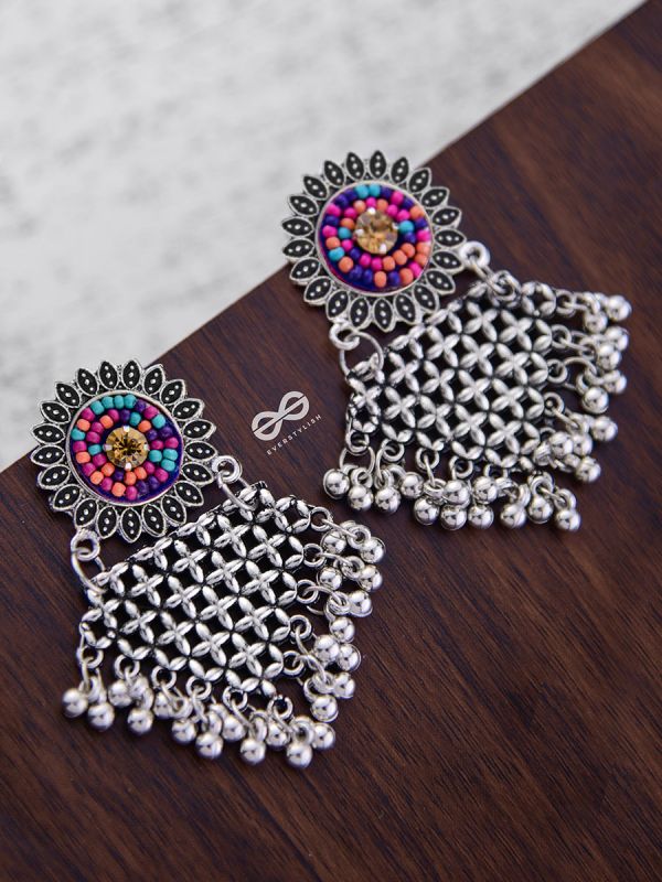 The Criss Cross Sun (Multicoloured) - The Embroidered Oxidised Collection