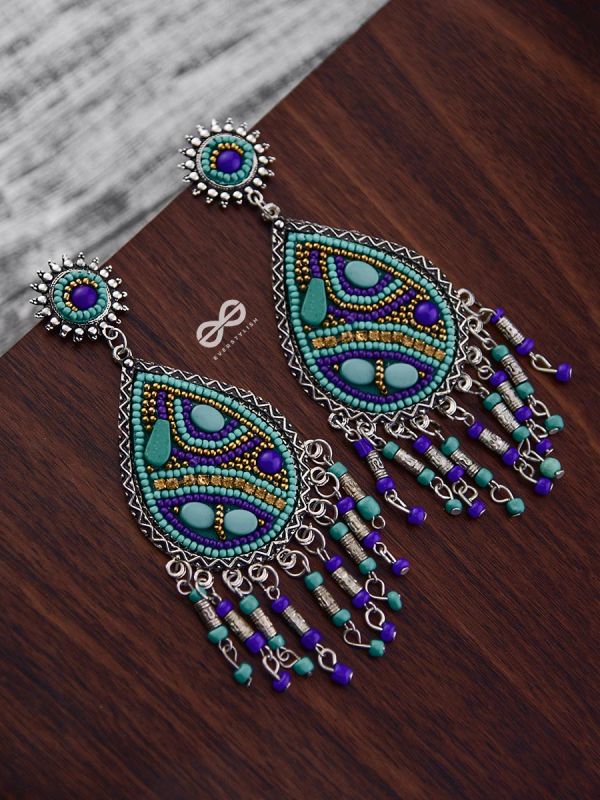 The Mesmerising Intricacy (Blue Hues) - Embroidered Oxidised Collection