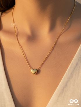 HEART VELORA – HEART CHARM STAINLESS STEEL ANTI-TARNISH GOLD NECKLACE