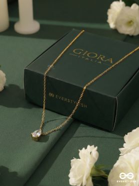 VIRELIA – STAINLESS STEEL 18K GOLD PLATED ANTI-TARNISH CUBIC ZIRCONIA STONE PENDANT NECKLACE