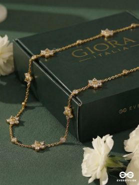 DAISY SHIMMER – STAINLESS STEEL 18K GOLD PLATED ANTI-TARNISH FLOWER CHAIN NECKLACE