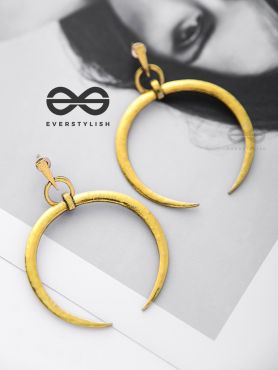 The Gorgeous Badass - Golden Statement Danglers