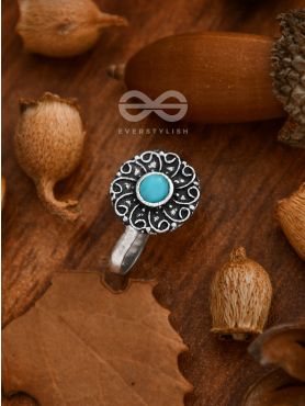 The Embellished Whirlwind - Oxidised Non-pierced Nosering (Sky blue)