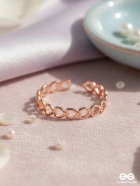 Hearts Wrapped Around My Finger - Golden Adjustable Ring
