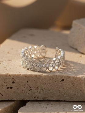 The Intricate Elegance - Adjustable Ring
