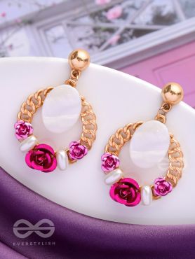 THE BLUSHING BLOOMS - CUTE DROP EARRINGS