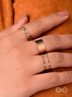 BANDS N CHAINS- SET OF 3 ADJUSTABLE GOLDEN RINGS