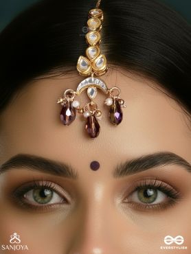 MANICHANDRIKA – JEWELLED MOONLIGHT – DELICATE MAANGTIKA WITH POLKI SETTINGS AND DANGLING GEM ACCENTS