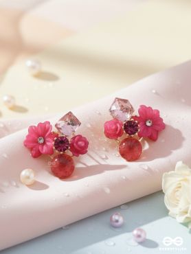 PETAL POP – CHARMING STUDS IN HOT PINK SHADES WITH FLOWER DETAILS