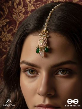 SOMALIKA – MOON BLOOM – GOLD MAANGTIKA WITH PEARL DROP AND EMERALD BEAD ACCENTS