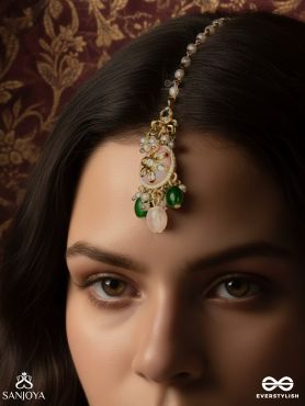 SOMALIKA – MOON BLOOM – GOLD MAANGTIKA WITH PEARL DROP AND EMERALD BEAD ACCENTS