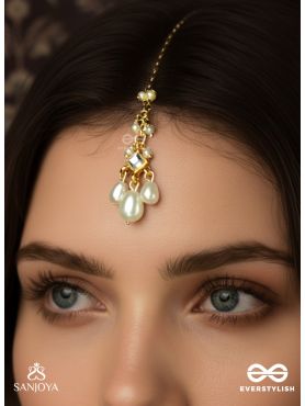 MUKTARAA – PEARL GRACE – KUNDAN STYLE GOLD MAANGTIKA WITH PEARL DROPS