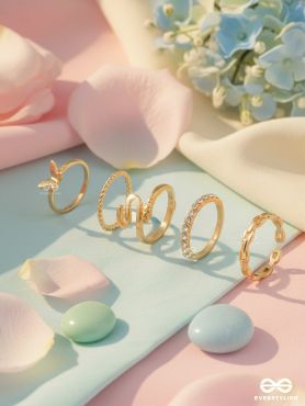 ALL ABOUT CURVES – MODERN GOLDEN RING SET