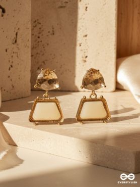 GOLDEN TRAP – GEOMETRIC DROP EARRINGS