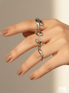 SILVER SWIRL – CONTEMPORARY RING SET