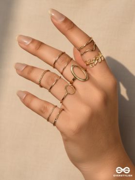 THE GOLD STACK – EVERYDAY RING SET