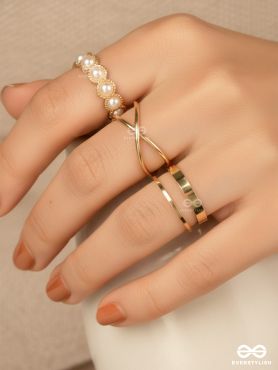 PRETTY LINES – GOLD RING SET