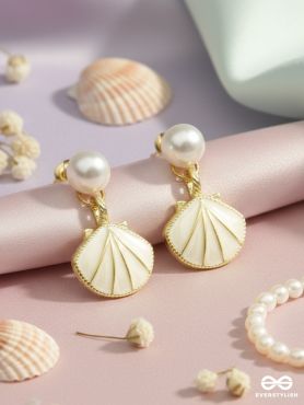 ISLA PEARL – IVORY SHELL DROP EARRINGS