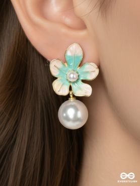 PEARL MEADOW – AQUA FLORAL DROPS