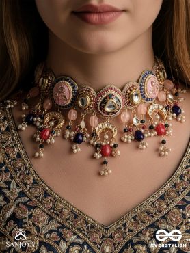 MANICHITRA – JEWELLED ARTISTRY – ORNATE NECKPIECE WITH DECORATIVE MEDALLIONS AND BEAD FRINGE