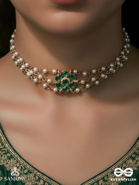 ANVAYIKA – ORNAMENT IN HARMONY – THREE-ROW PEARL CHOKER WITH GREEN GEM CENTRE ACCENT