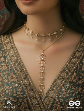 MRINMAYEE – SOFT GLOW – DUAL-LAYER NECKLACE WITH DELICATE PEARL SPRIGS AND CASCADING CENTRE DROP
