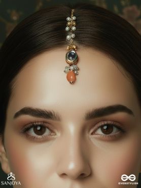 TARANGIKA – LITTLE WAVE – ORNAMENTAL MAANGTIKA WITH STONE MEDALLION AND BEAD ACCENT