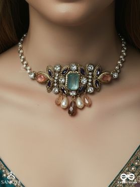 MAYUKHIKA – LITTLE RADIANCE – ORNATE NECKLACE WITH GEM MEDALLION AND DELICATE DROP ACCENTS