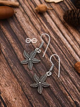 The Cute Little Starfish Hooks - Tiny Trinket Earrings