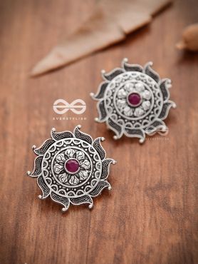 The Vintage Royal Artwork Studs (Ruby Red)- Embellished Oxidised Collection