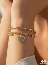 GIORA ITALIA - CUPID LINKS –  STAINLESS STEEL 18K GOLD PLATED ANTI-TARNISH HEART CHARM BRACELET 