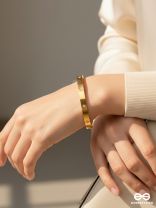 GIORA ITALIA - LUCENNE - STAINLESS STEEL 18K GOLD PLATED ANTI-TARNISH STONE BRACELET