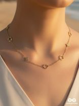 GOLDEN CHARM TRAIL – STAINLESS STEEL 18K GOLD PLATED ANTI-TARNISH MOTIF NECKLACE