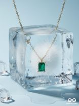 FOREST SIGNET – STAINLESS STEEL 18K GOLD PLATED ANTI-TARNISH GREEN STONE PENDANT NECKLACE