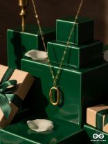 OVALE SIGNET – STAINLESS STEEL 18K GOLD PLATED ANTI-TARNISH OPEN PENDANT NECKLACE