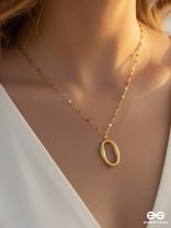 OVALE SIGNET – STAINLESS STEEL 18K GOLD PLATED ANTI-TARNISH OPEN PENDANT NECKLACE