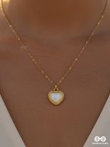 HEART EMBLEM – STAINLESS STEEL 18K GOLD PLATED ANTI-TARNISH HEART PENDANT NECKLACE