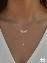 SERAPH DROP – STAINLESS STEEL 18K GOLD PLATED ANTI-TARNISH WING NECKLACE