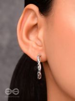 The Intertwined Elegance - Silver Statement Hoops