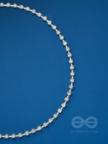 Elegance around my Neck - Silver Statement Neckpiece