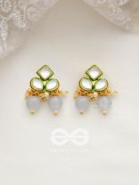 The Magical Mystique - Set of Statement Earrings and Choker (Grey)