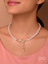 TWO TINY AVIATORS - GOLDEN PEARL NECKPIECE