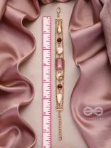 THE CORAL COVE - CASUAL MULTILAYERED BRACELET